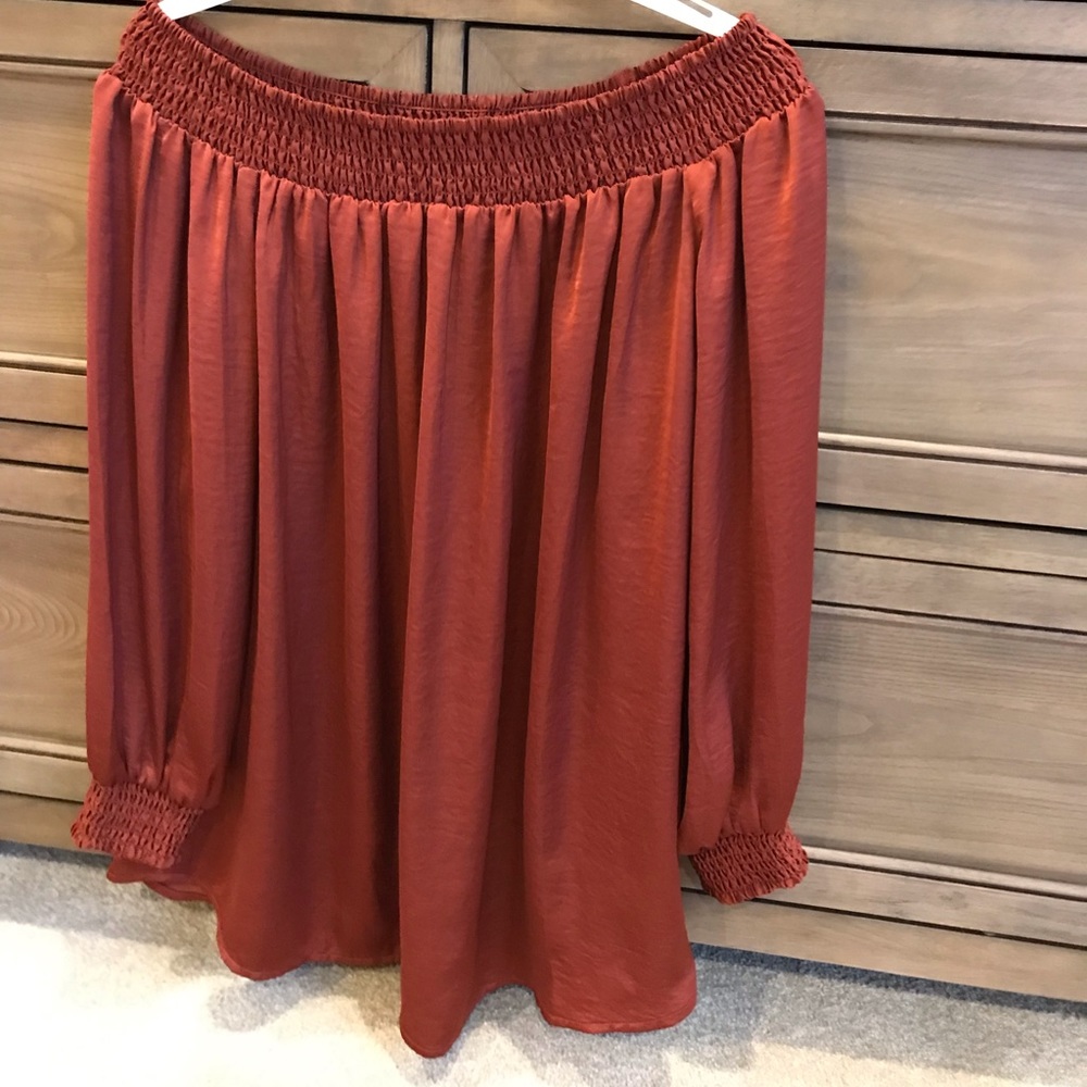 Dark purple/red blouse